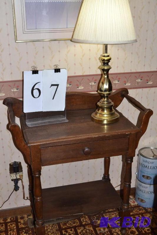 lot 67 image: Drysink