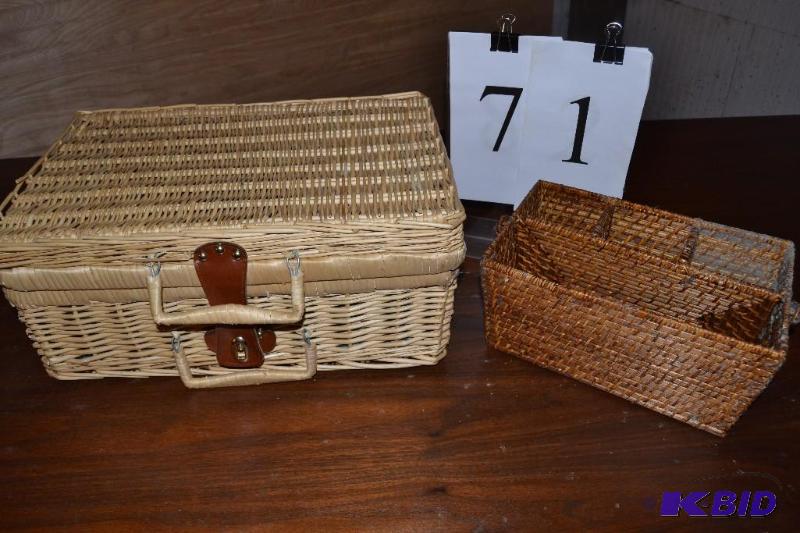 lot 71 image: kitchenware