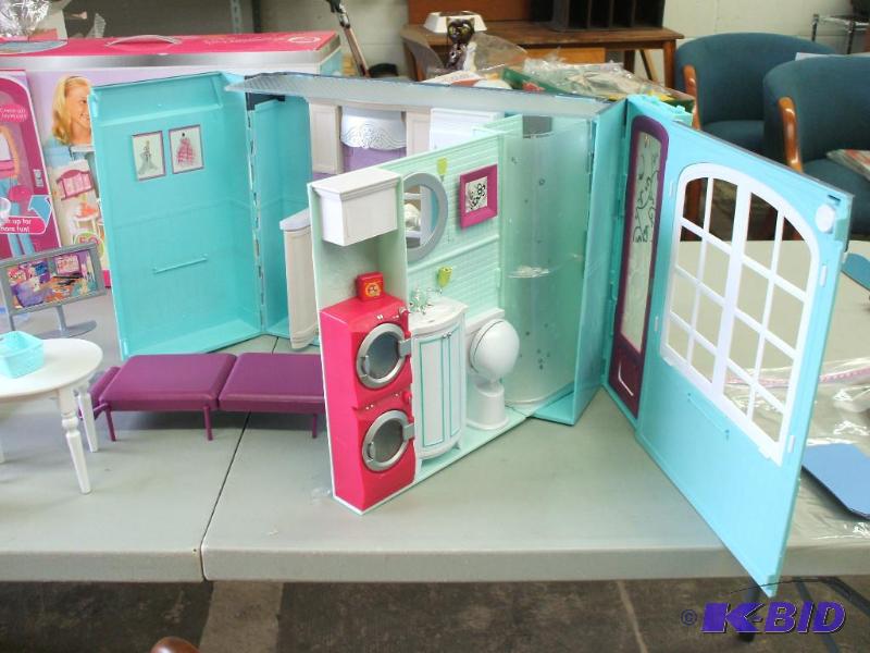 lot 35 image: Barbie My House