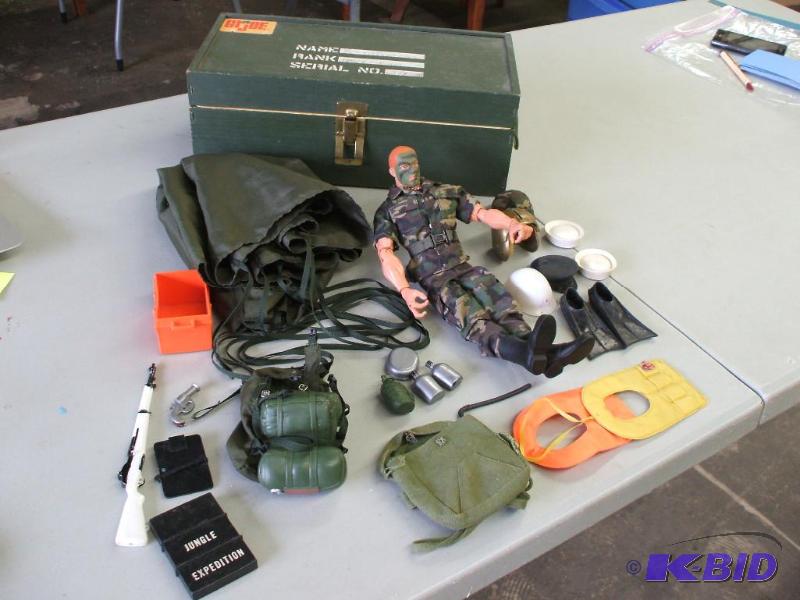 lot 38 image: Paratrooper and Footlocker