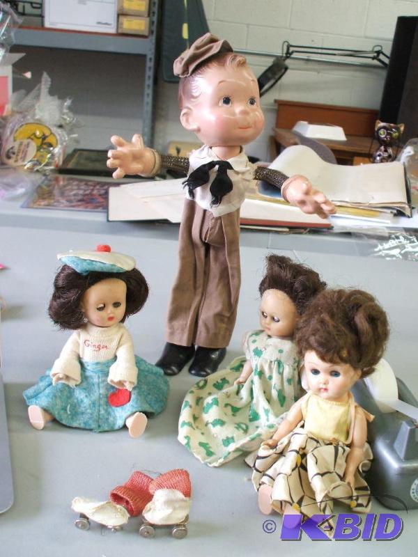 lot 42 image: Vintage Dolls