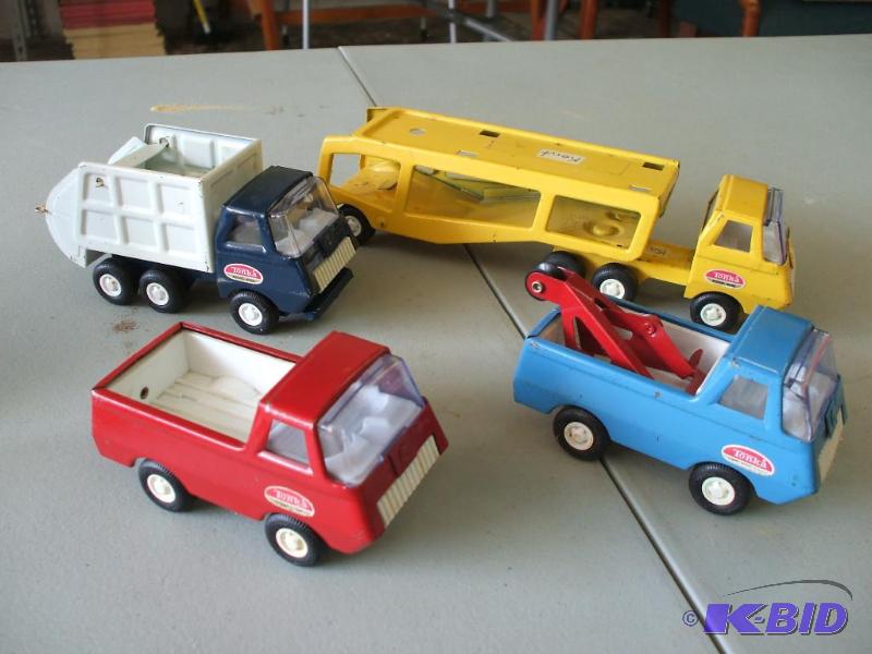 lot 6 image: Tonka Minis