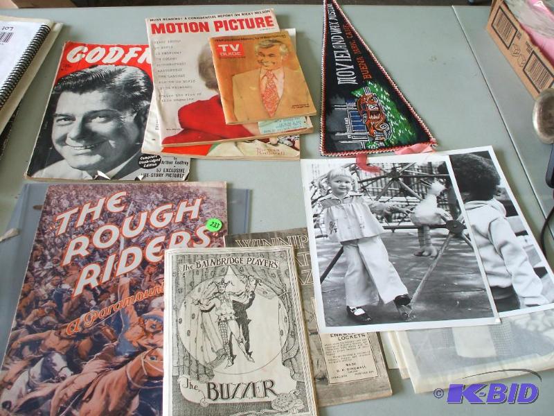 lot 66 image: Movie, Theater and Entertainment Memorabilia