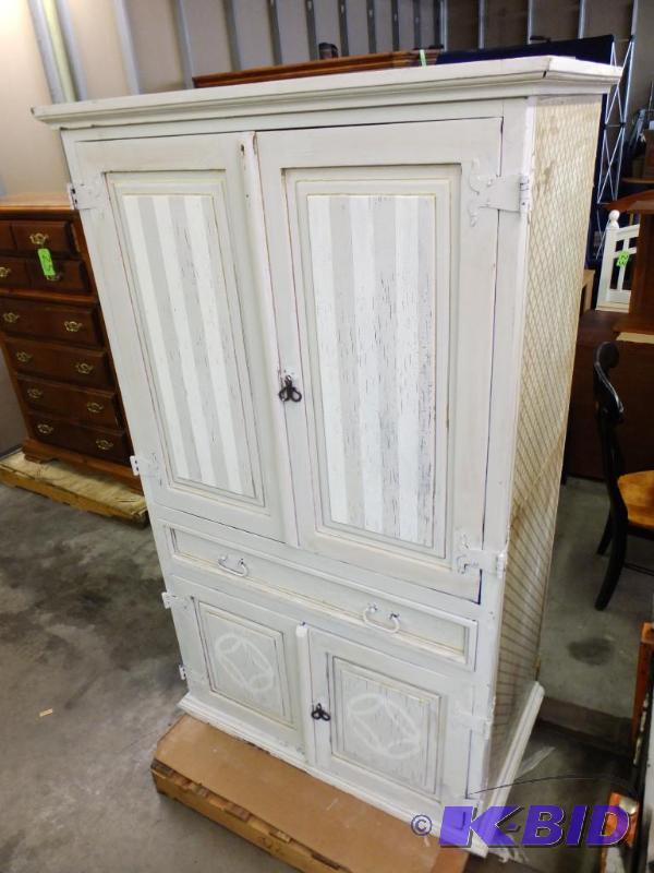 Armoire