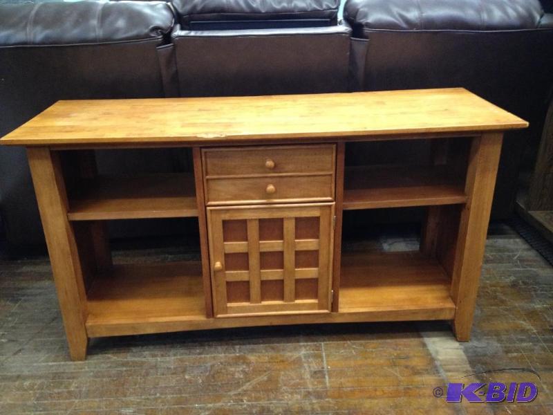 lot 19 image: Solid Wood Side Table
