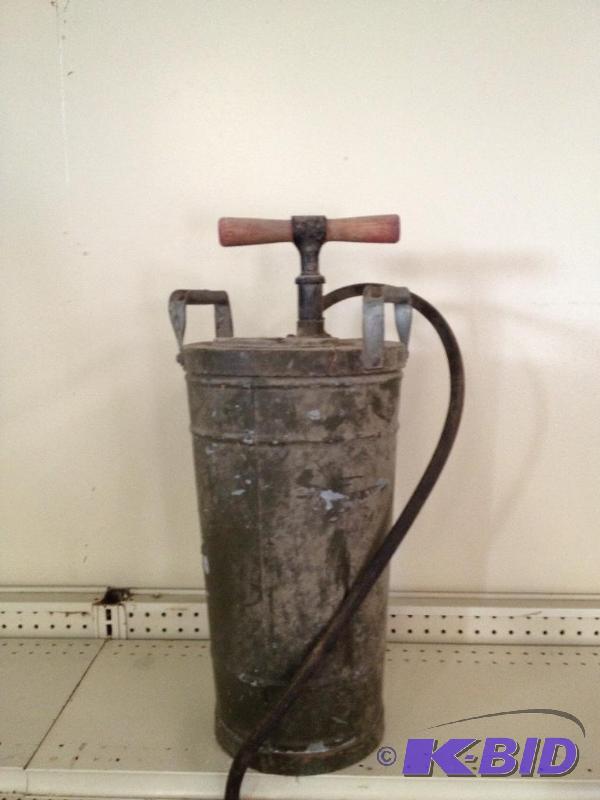 lot 33 image: Antique WWII 4-gal Civil Defense Fire Extinguisher