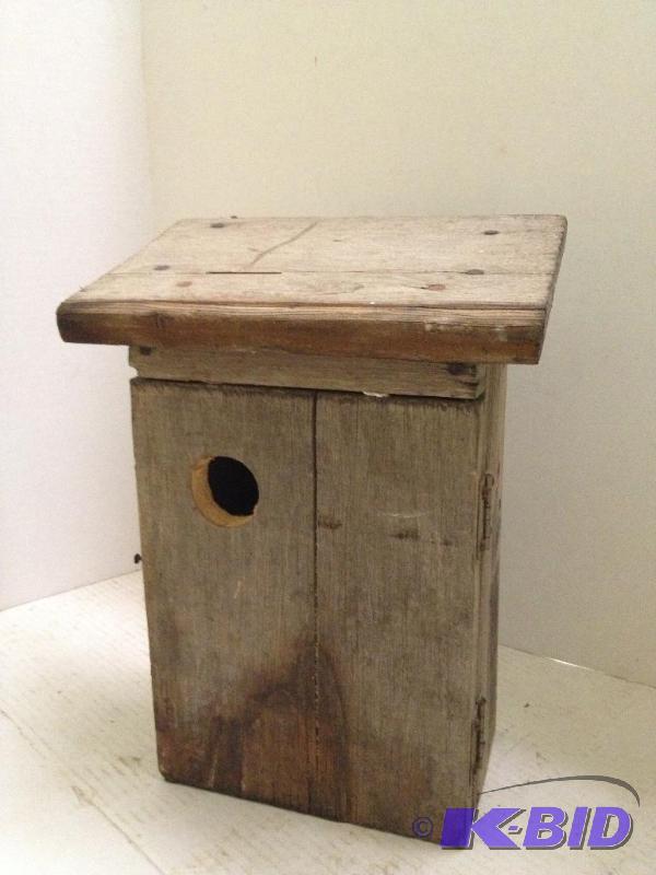 lot 34 image: Antique Wood Bird House