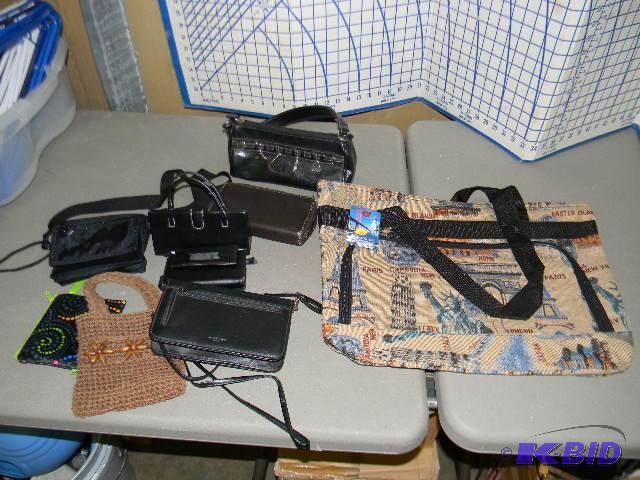 lot 126 image: Lot of 9 purses and handbags...