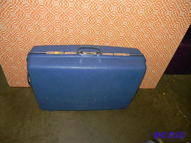 lot 189 image: Samsonite hard suitcase...