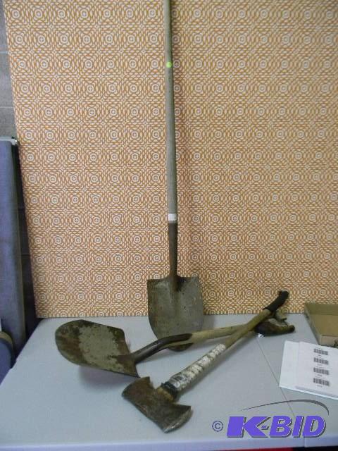 lot 273 image: Lot of 3 - two shovels and one ax...