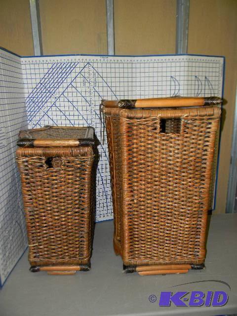 lot 4 image: Lot of 2 wicker hampers...