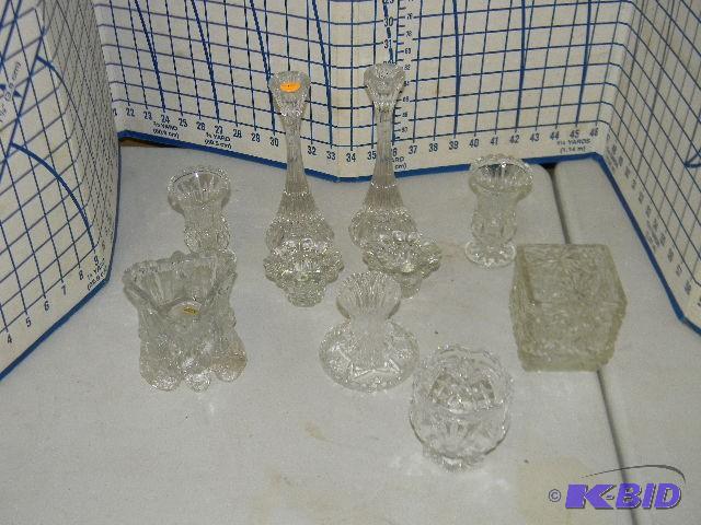 lot 70 image: Lot of 11 candle holders...