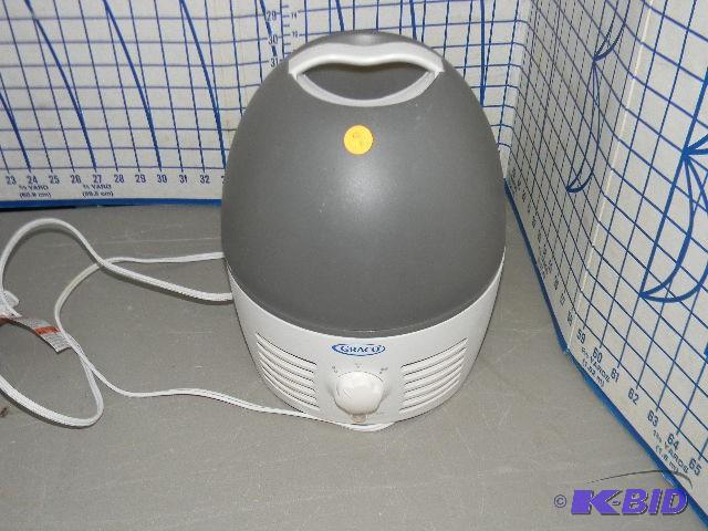 lot 9 image: Graco humidifier...