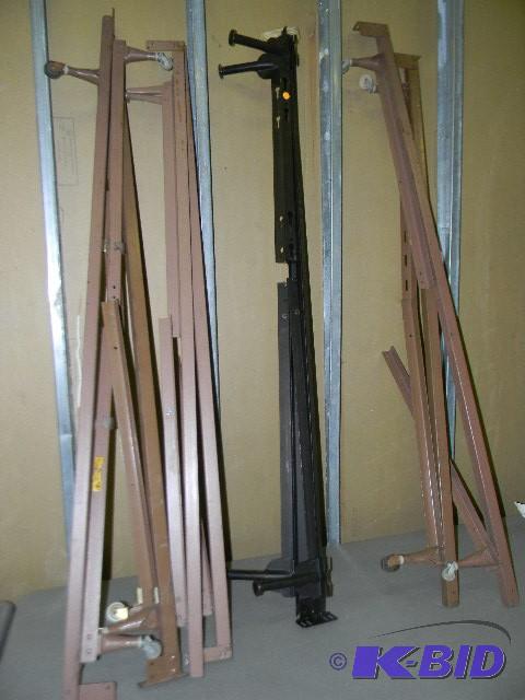 lot 93 image: Lot of 4 metal bed frames...