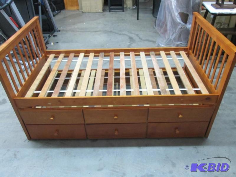 lot 3 image: Captains Trundle Bed Honey Oak