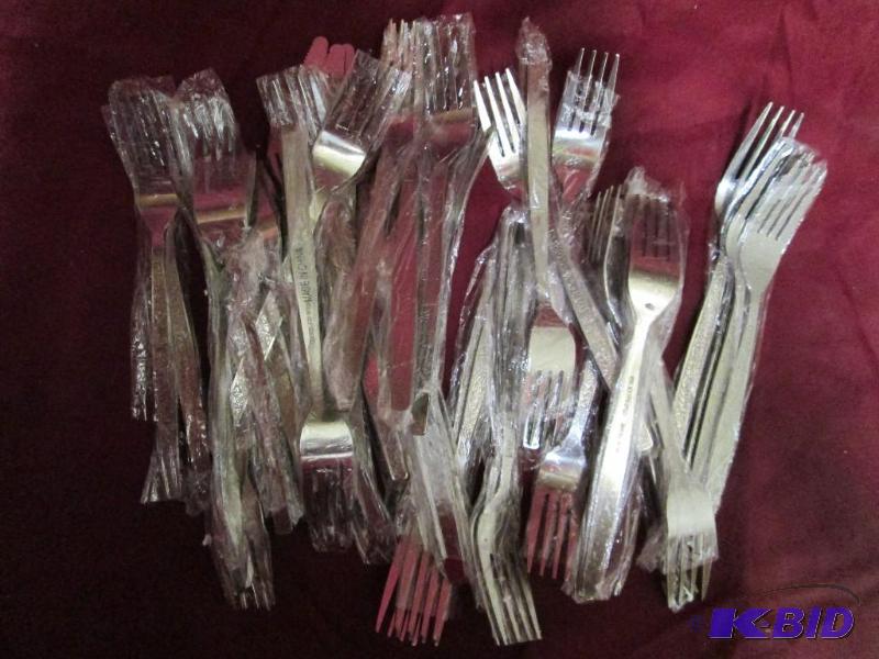 lot 133 image: Lot of approximately 20 new kitchen forks wra...