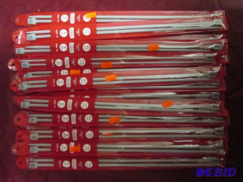 lot 141 image: Lot of 20 pair of new knitting needles. US3, ...