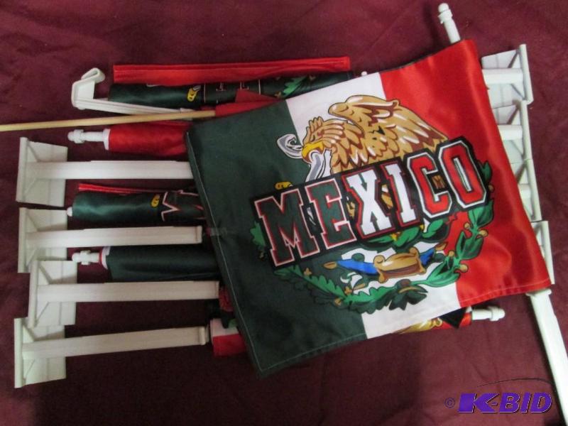 lot 148 image: Lot of 10 new car flags with Mexico provinces...