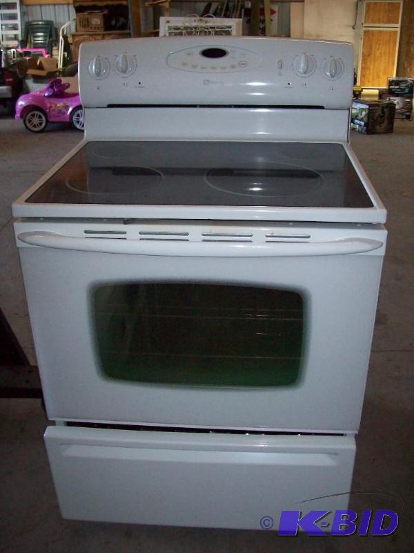 Maytag Electric Range-Smoothtop -Includes own...