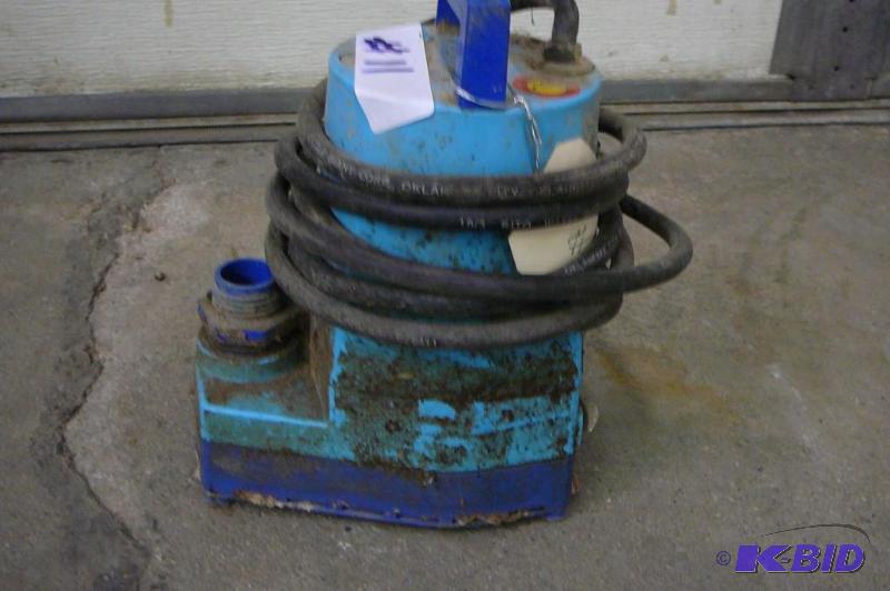 Little giant pump Sold &quotas is&quot, &qu...