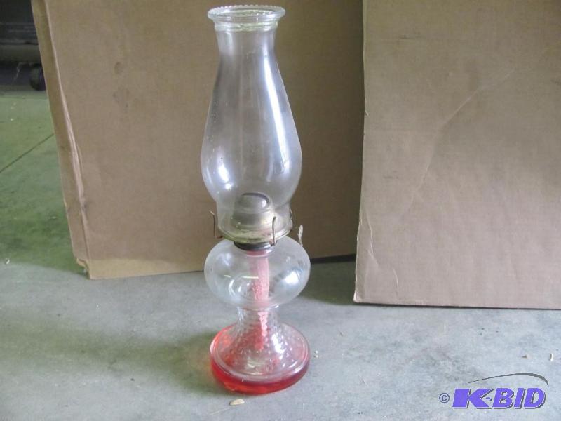 Vintage EAGLE Oil Lamp. Good overall conditio...