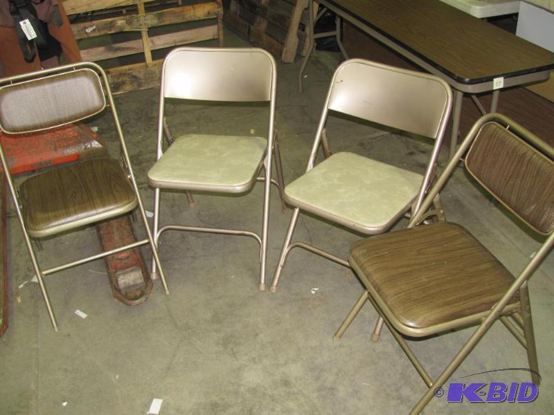 If you ever need extra seating, its always n...