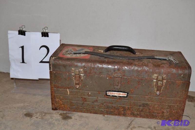 lot 12 image: vintage metal tool box