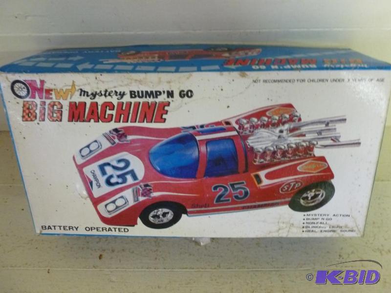 lot 171 image: Vintage Mystery Big Machine - Bump N Go batt...