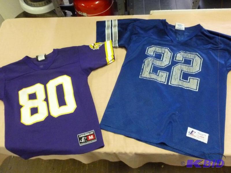 lot 256 image: Lot of two collectible boys NFL football jer...