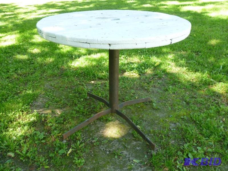 lot 283 image: Heavy duty steel framed and solid wood top ta...