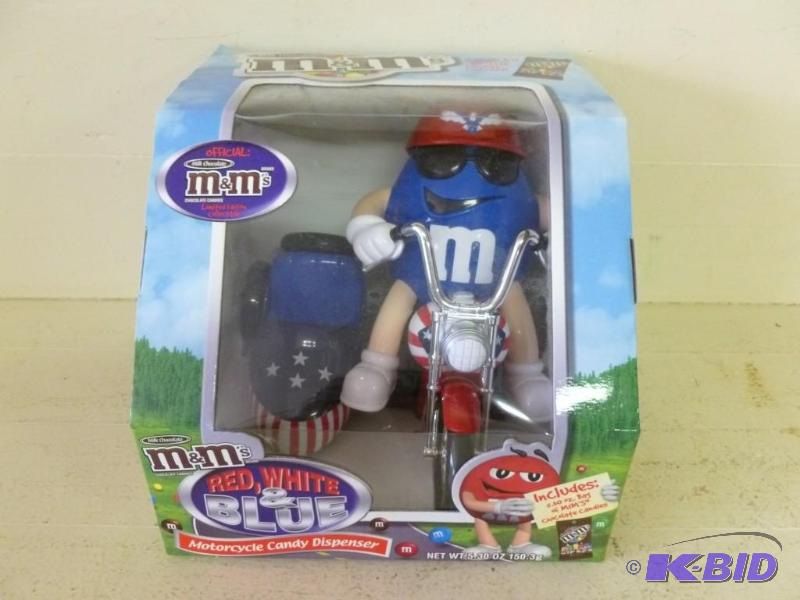 lot 31 image: Collectible M&ampM Red, White & Blue mot...