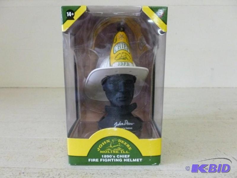 lot 88 image: Gearbox Toys - John Deere 1890s 14 scale di...