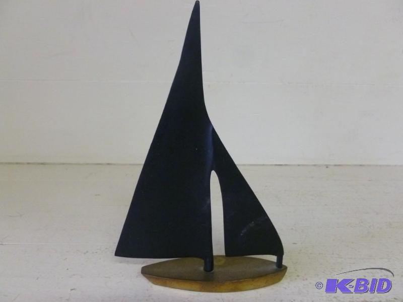 lot 97 image: Vintage cast brass and heavy gage cut metal s...