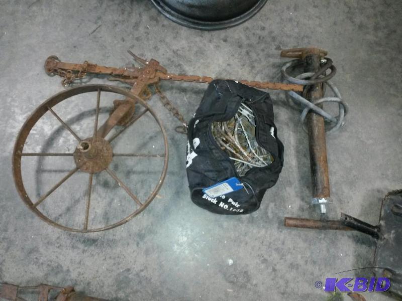 Lot of Vintage Items
