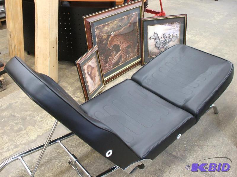 lot 24 image: Massage Table and Art