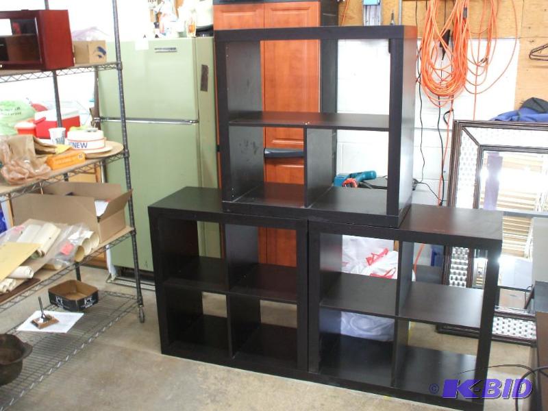 lot 4 image: Shelving Unit