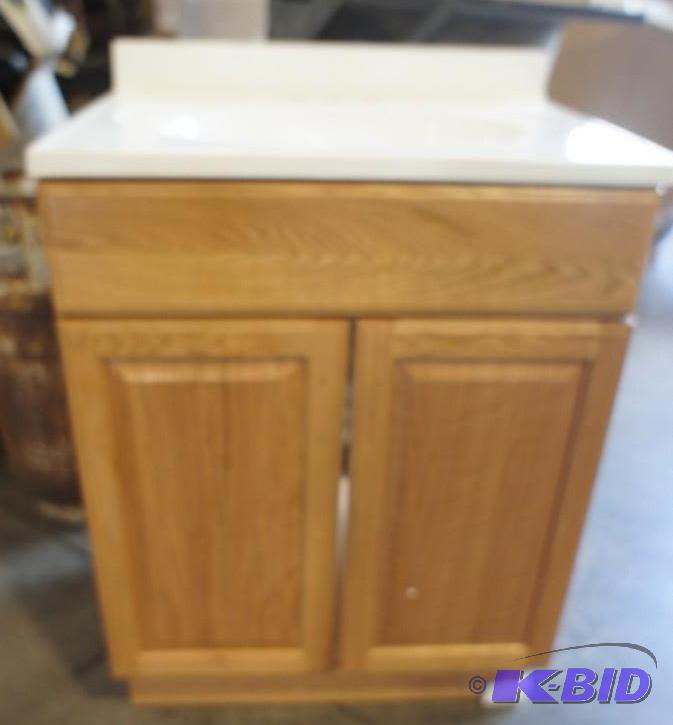 lot 18 image: Glacier Bay Vanity Combo Oak Finish. Dimensio...
