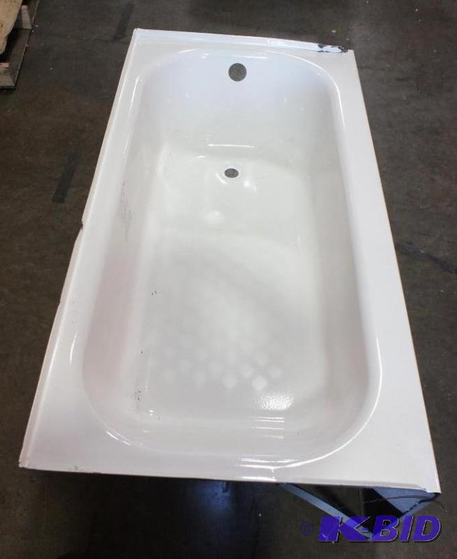 lot 44 image: Porcelain on steel Maui Deep Soaker Tub  15&...
