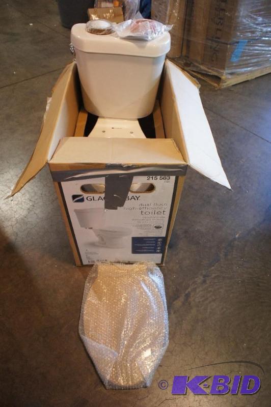 lot 48 image: Glacier Bay Toilet  No cracks in base  Grea...