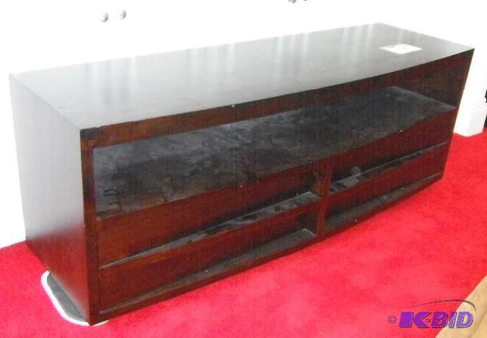 lot 35 image: 63&quotx19.5&quotx23" Entertainment St...