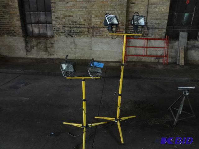 Pair of Lights on Stand...