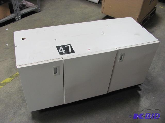 lot 47 image: White cabnet on wheels. Good condition. 44&qu...
