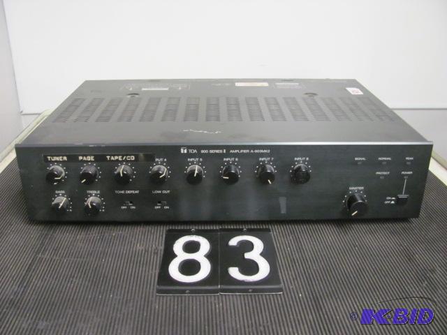 lot 83 image: TOA 903-mk2 30 watt amplifier. This unit powe...
