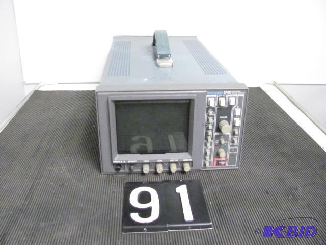 lot 91 image: Tektronix 1740 waveformvector monitor. This ...