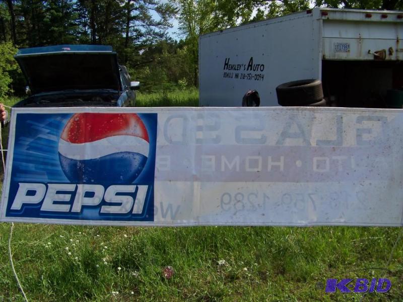Pepsi & Glass Doc