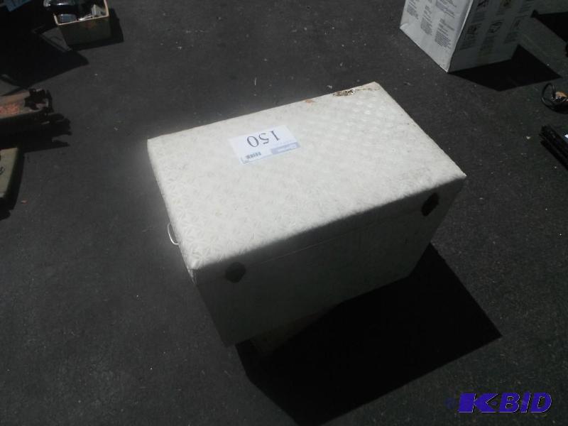 lot 150 image: 14 12&quotx24&quotx14 12" Chest with...