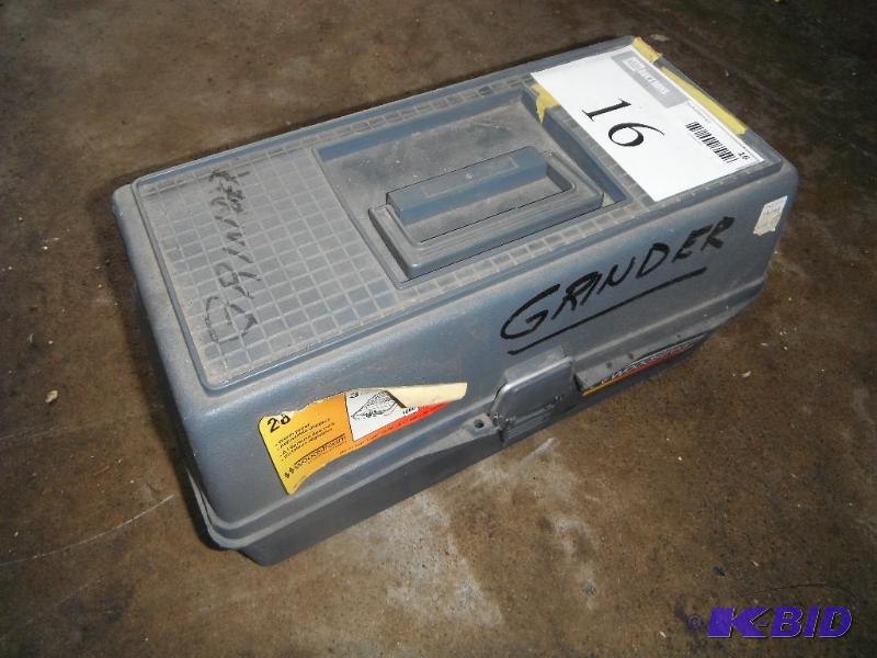lot 16 image: Electric Power Grinder with Plastic Latching ...