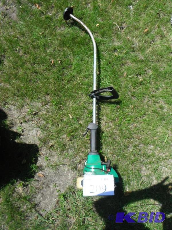 lot 209 image: Weed Wacker...