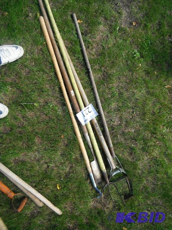 lot 221 image: 1 Ice Pick, 1 Hook, 1 Pitch Fork, 2 Hoes...