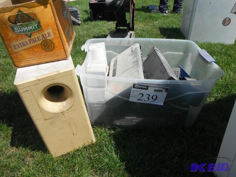 lot 239 image: Complete Bose Surround System ...